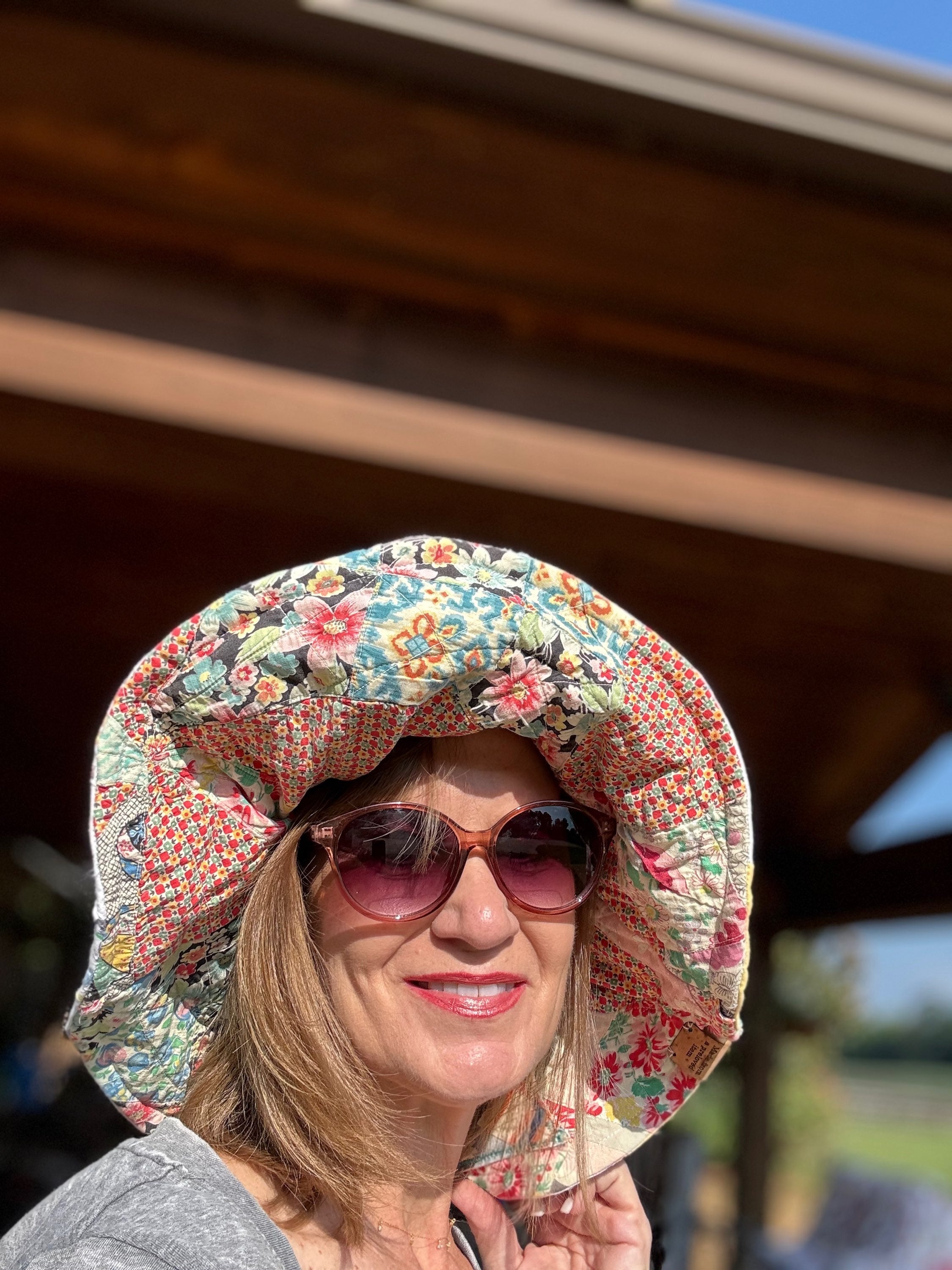 Sombrero de cubo reversible