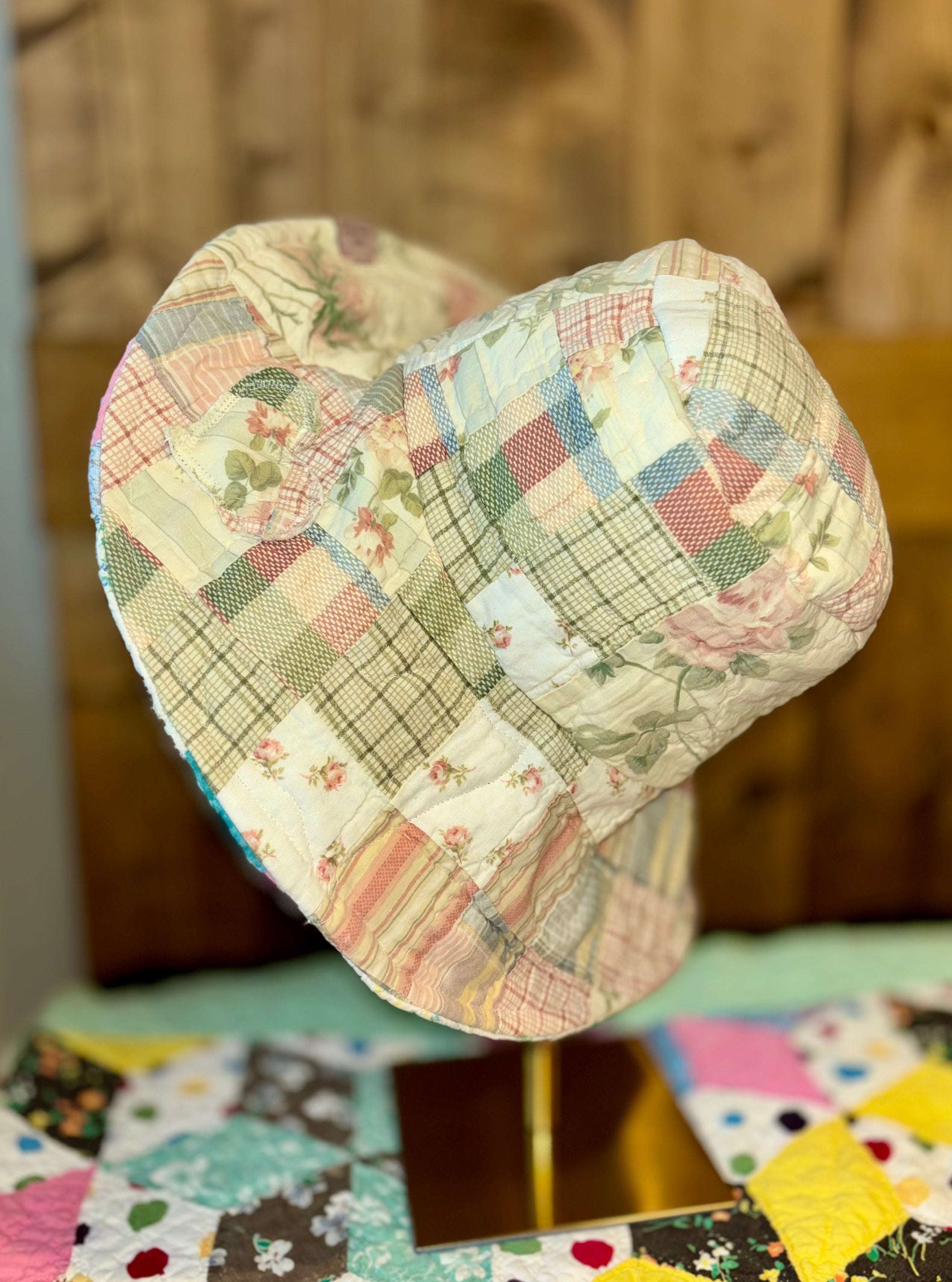 Sombrero de cubo reversible