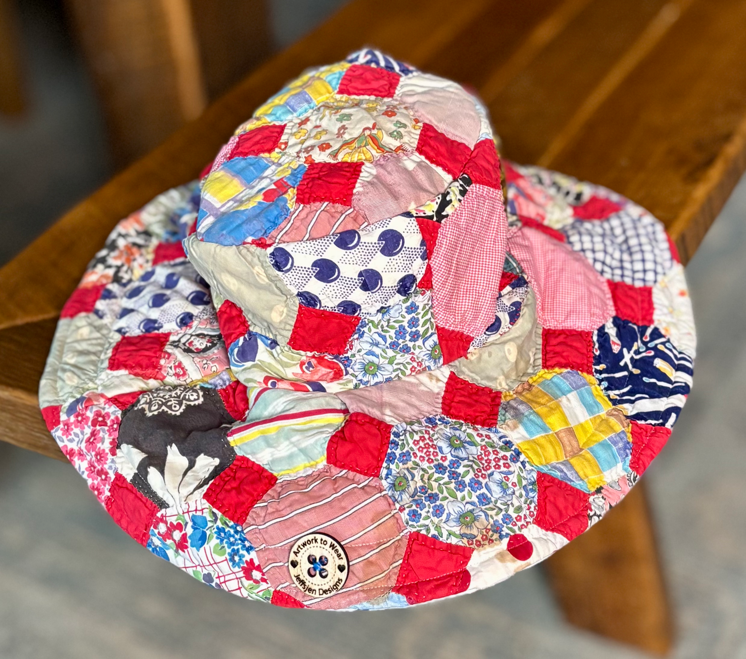 Beebee’s Bonnet (reversible bucket hat)