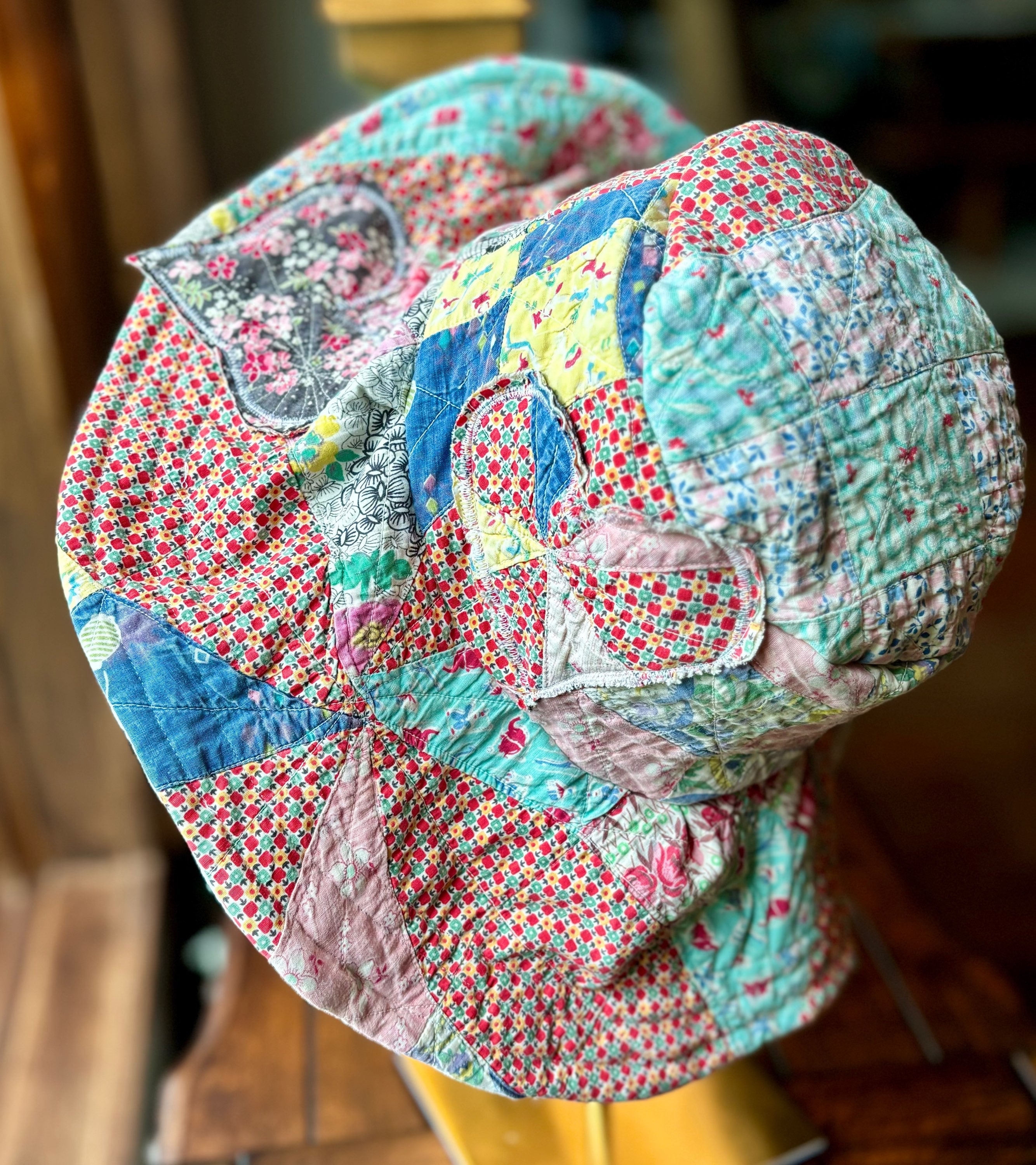 Sombrero de cubo reversible