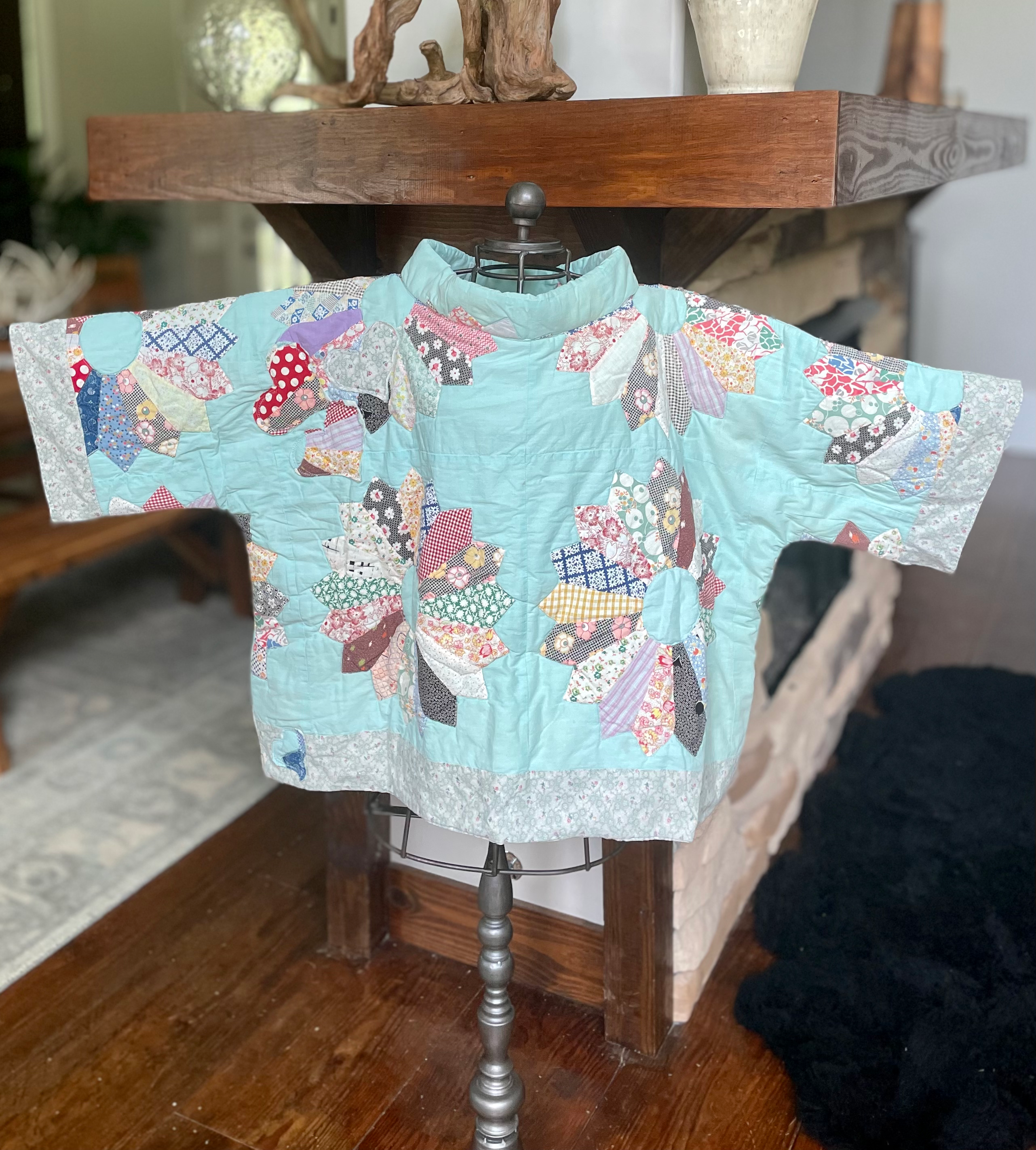 Cropped Tunic Jackie-O Collar
