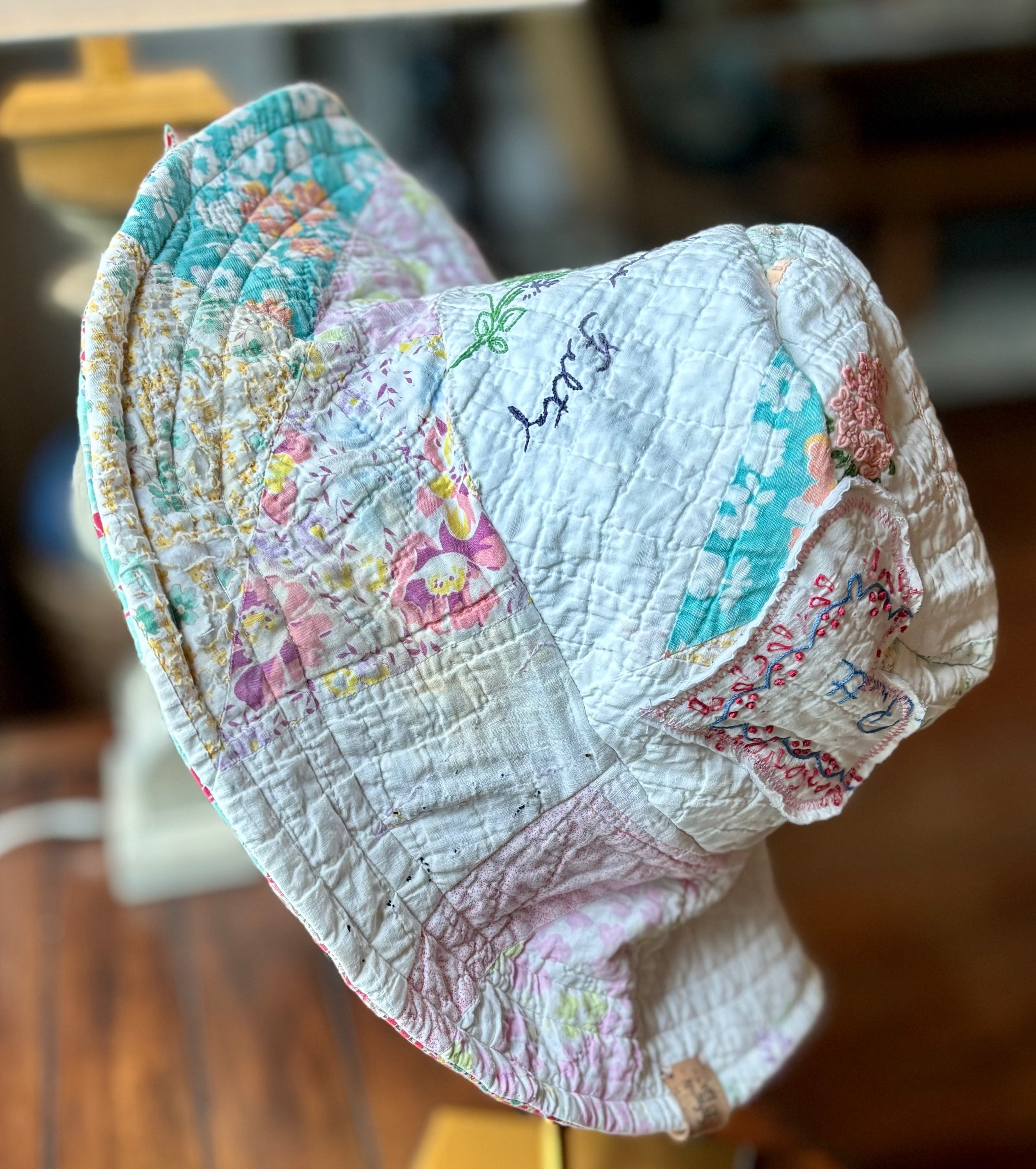 Sombrero de cubo reversible
