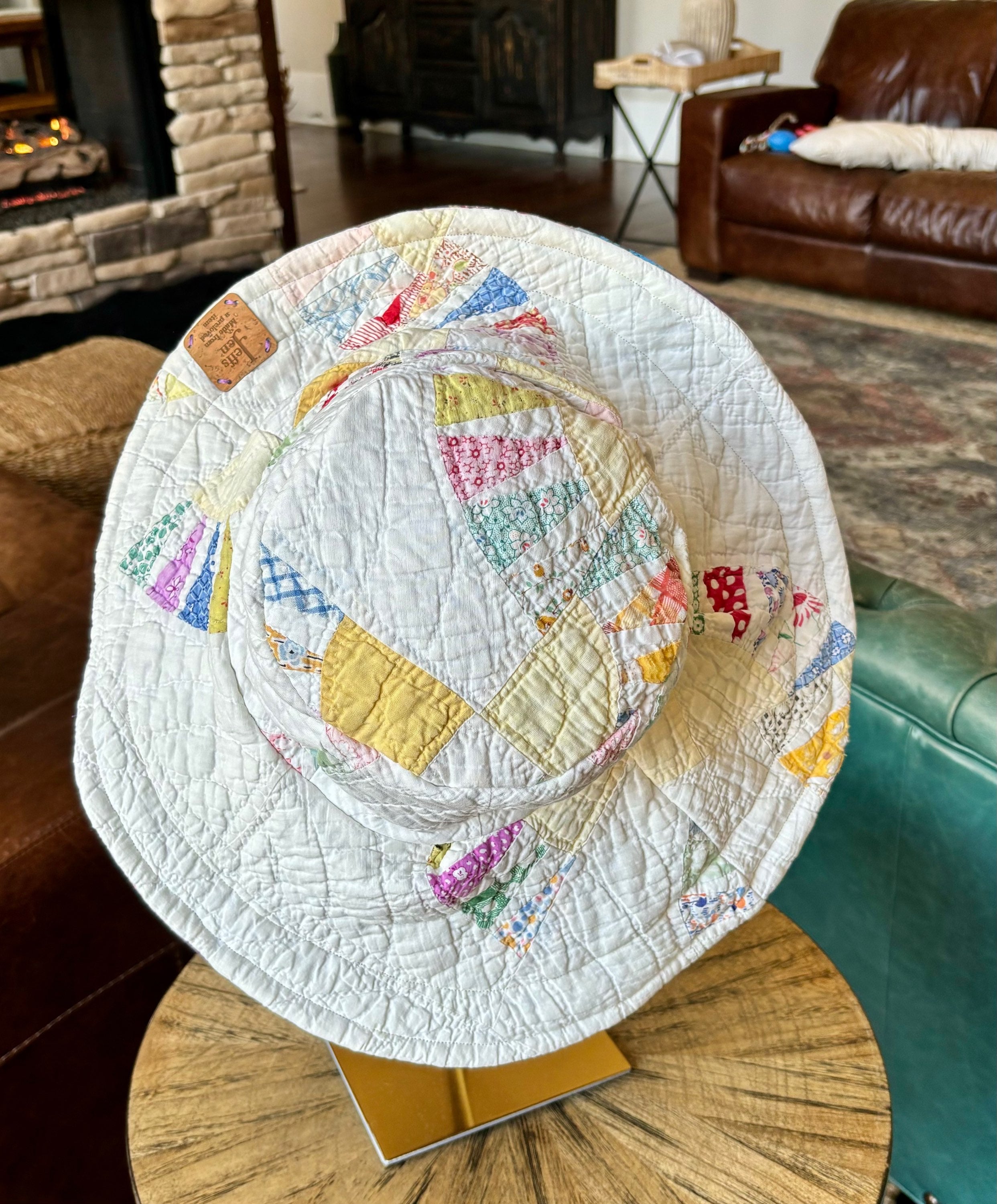 Sombrero de cubo reversible