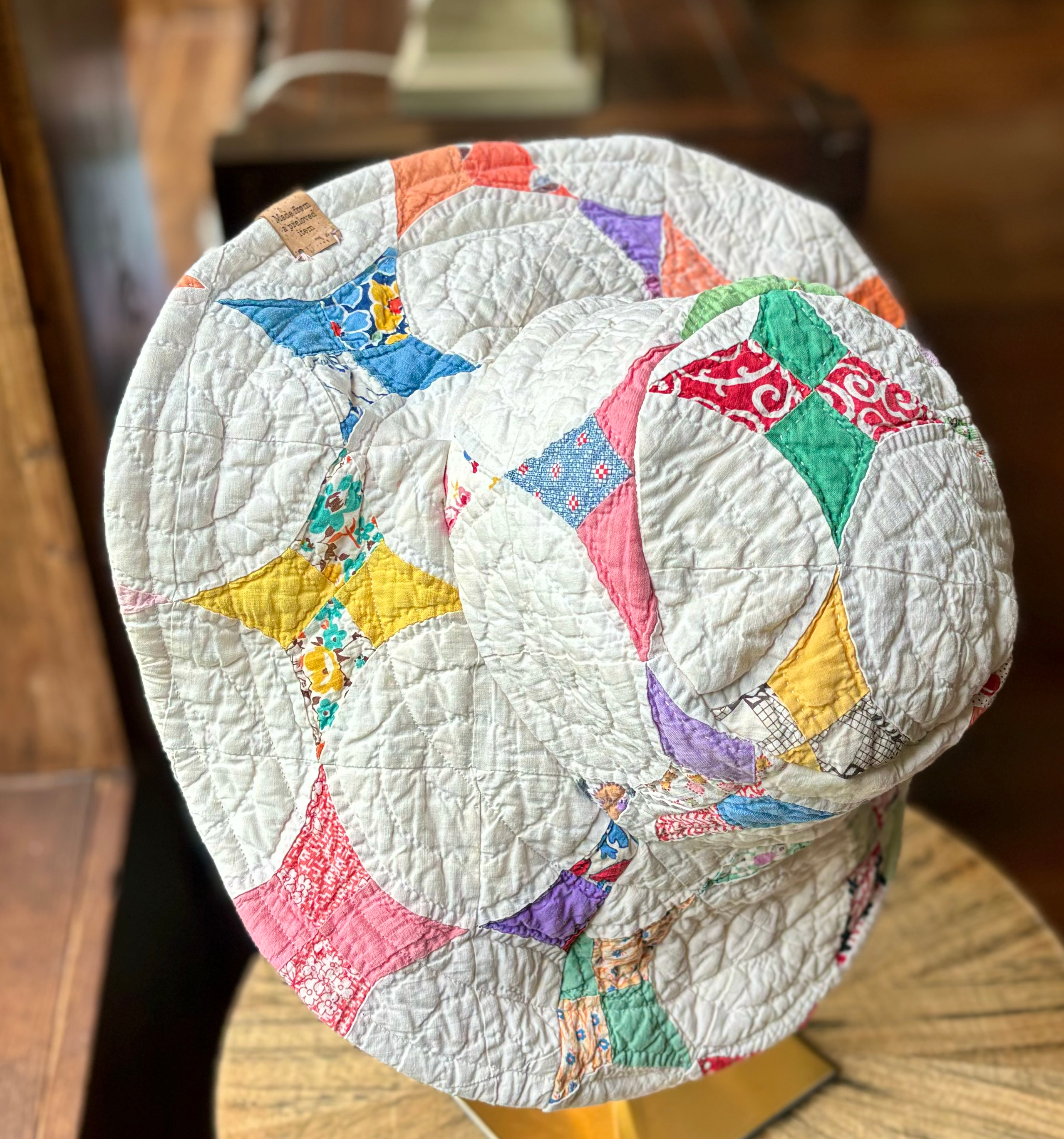 Sombrero de cubo reversible