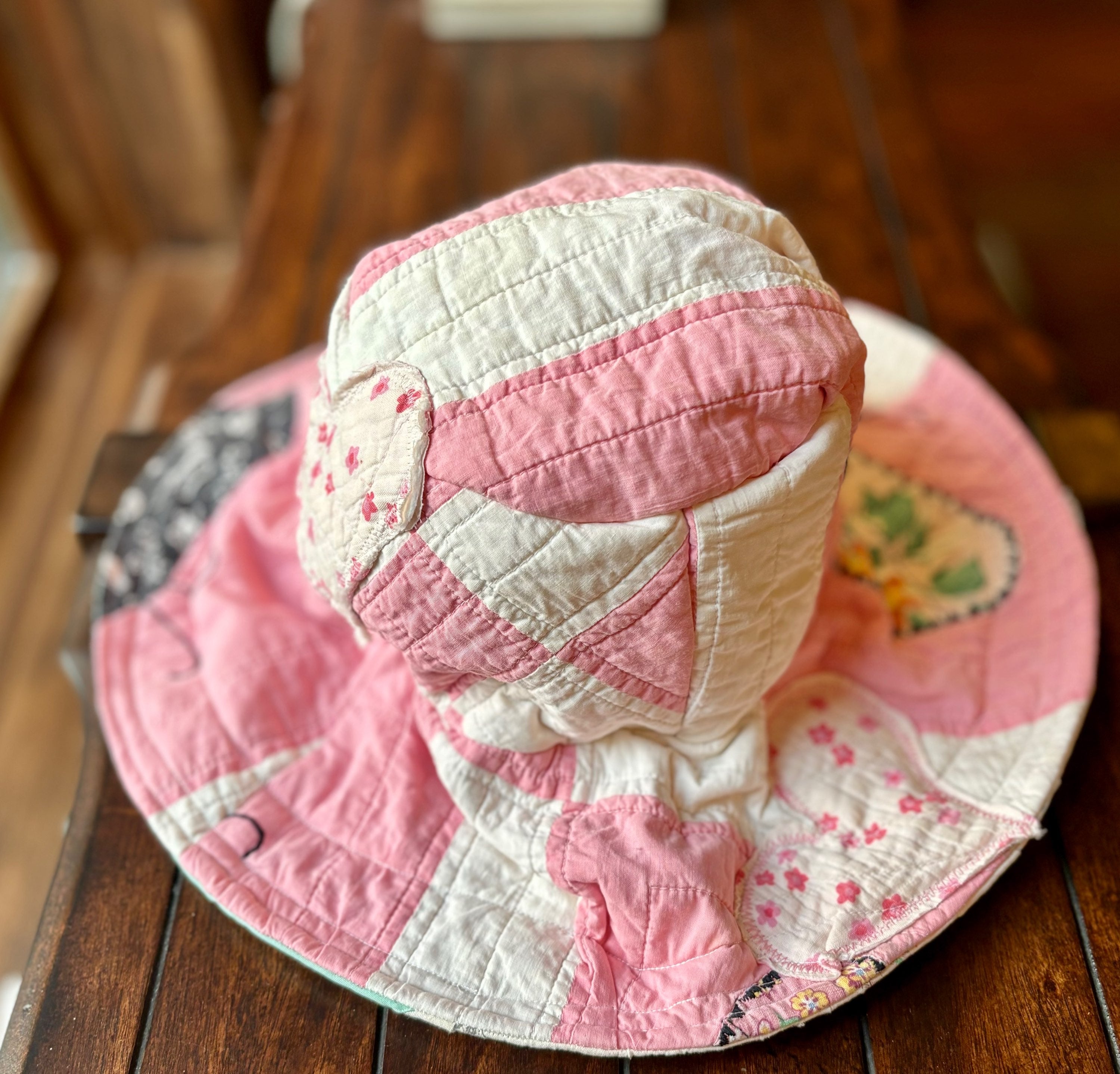Sombrero de cubo reversible