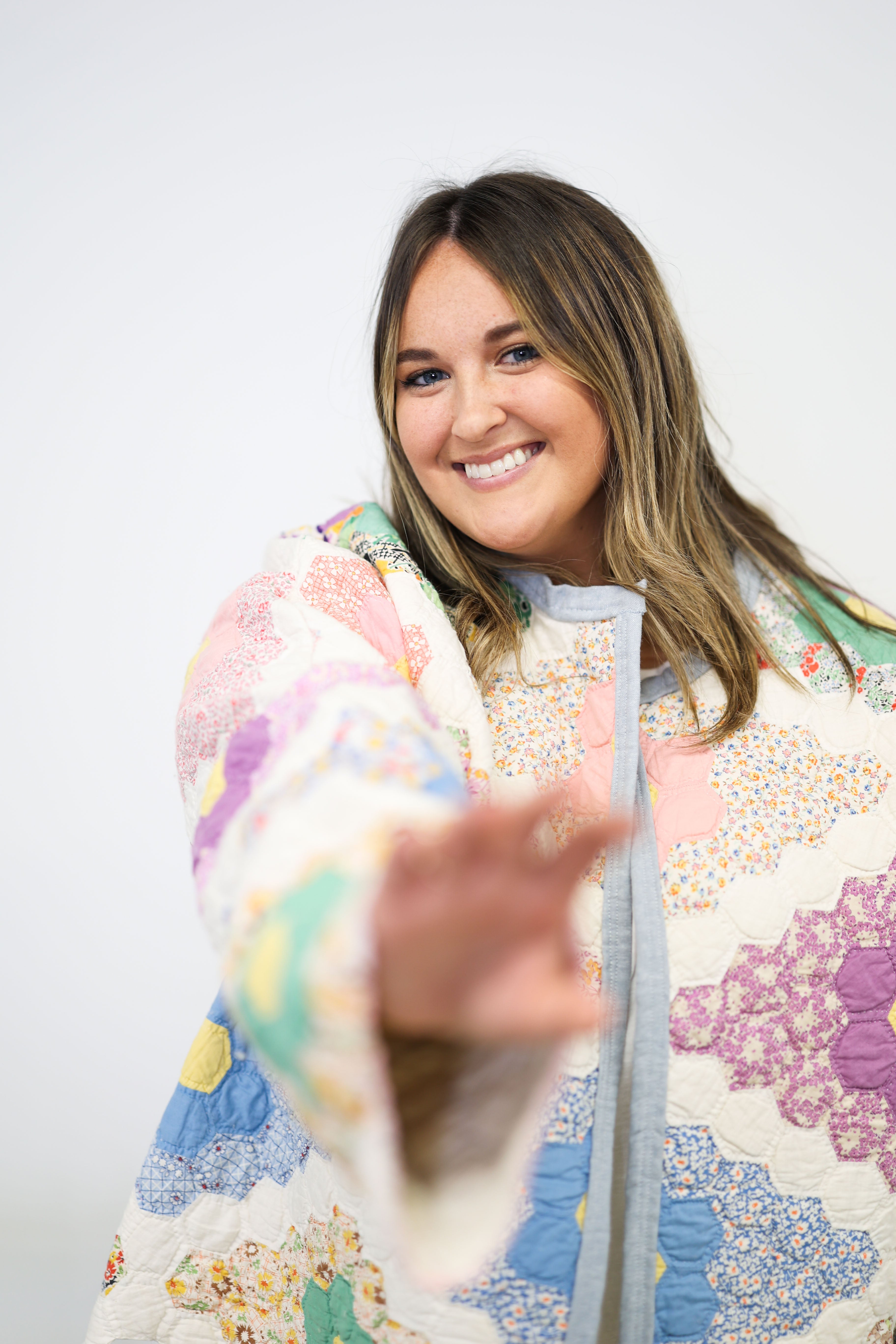 Short Cowboy Coat w/Belle Sleeves