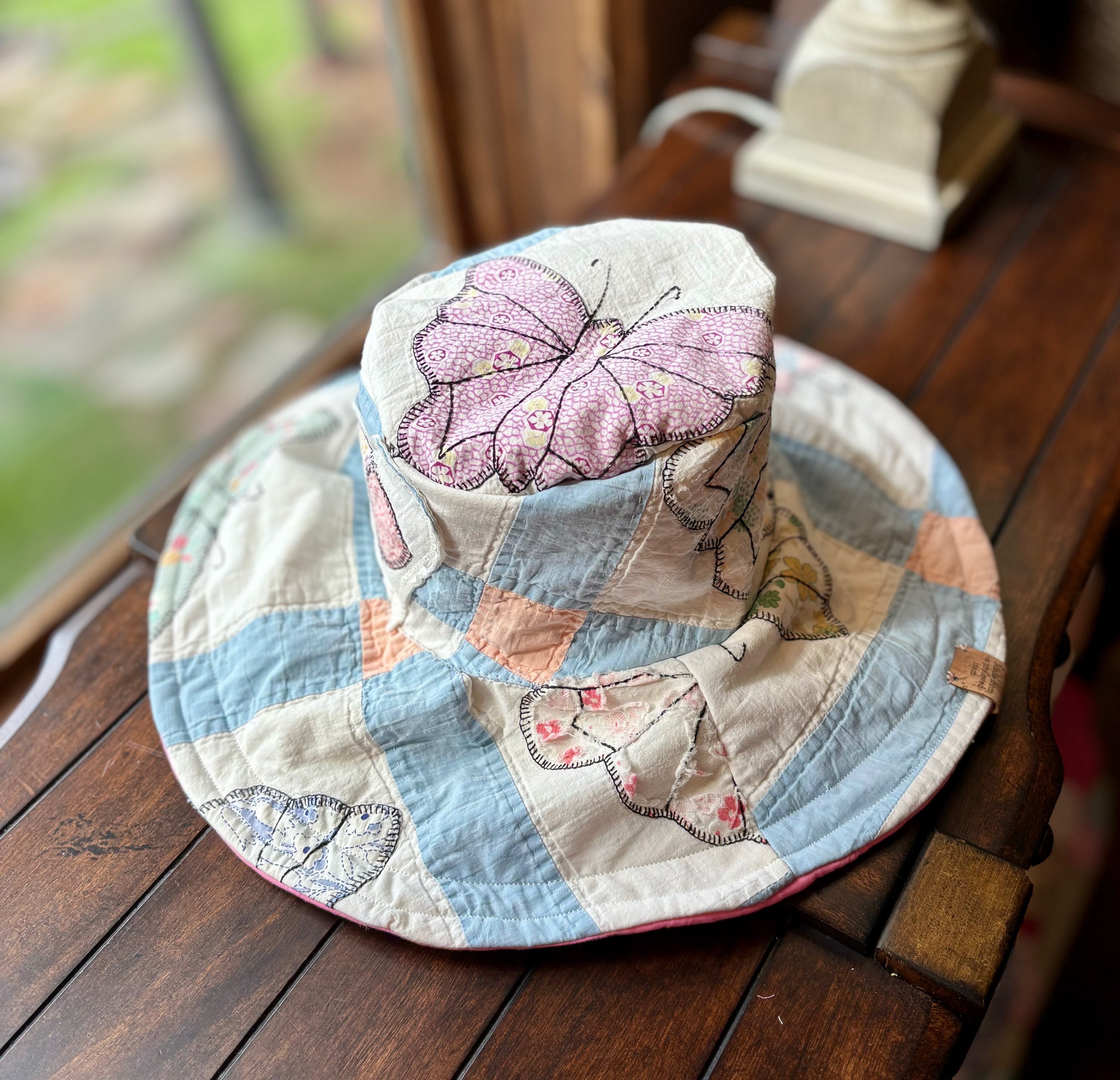 Sombrero de cubo reversible