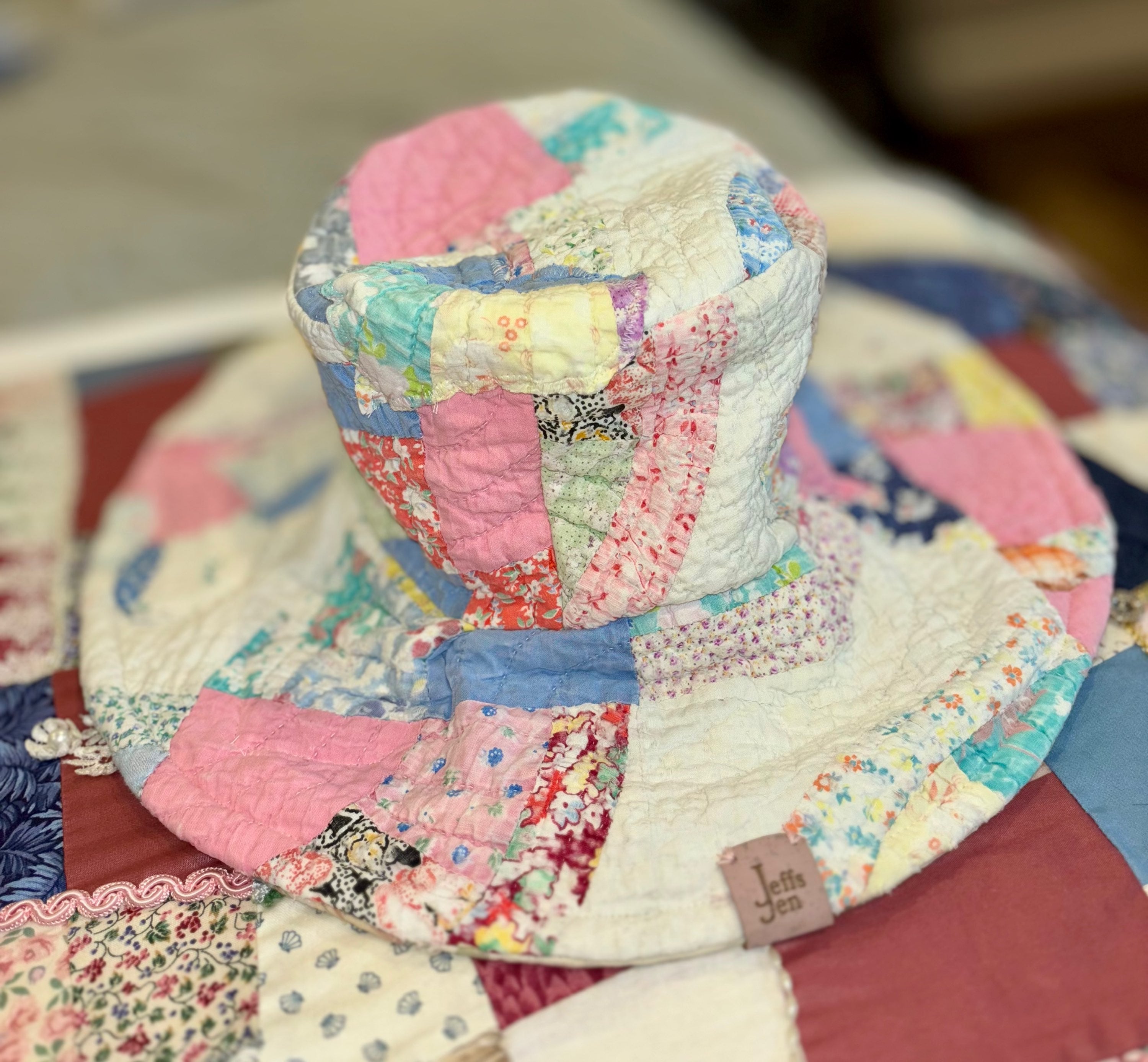 Sombrero de cubo reversible