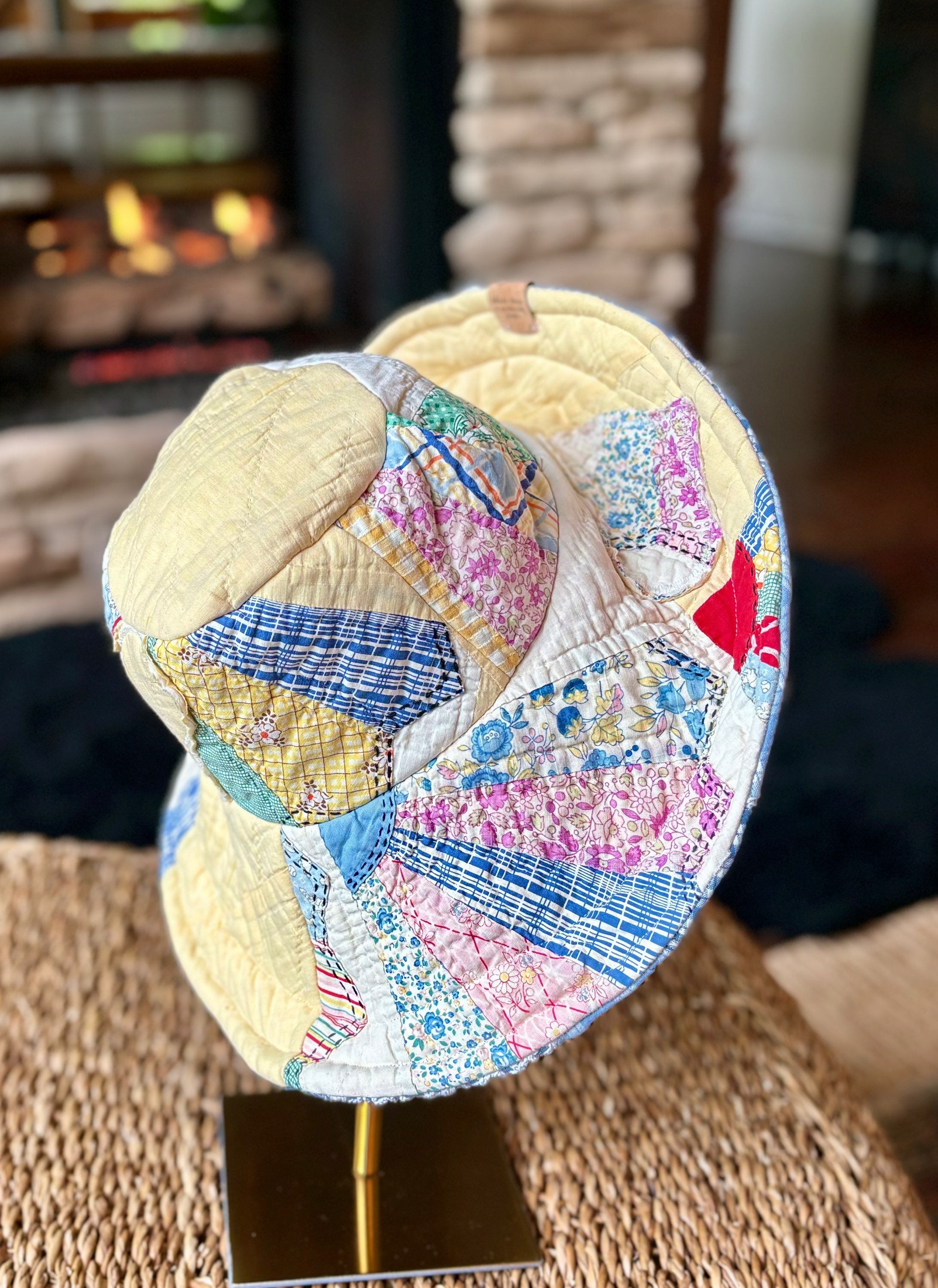Sombrero de cubo reversible