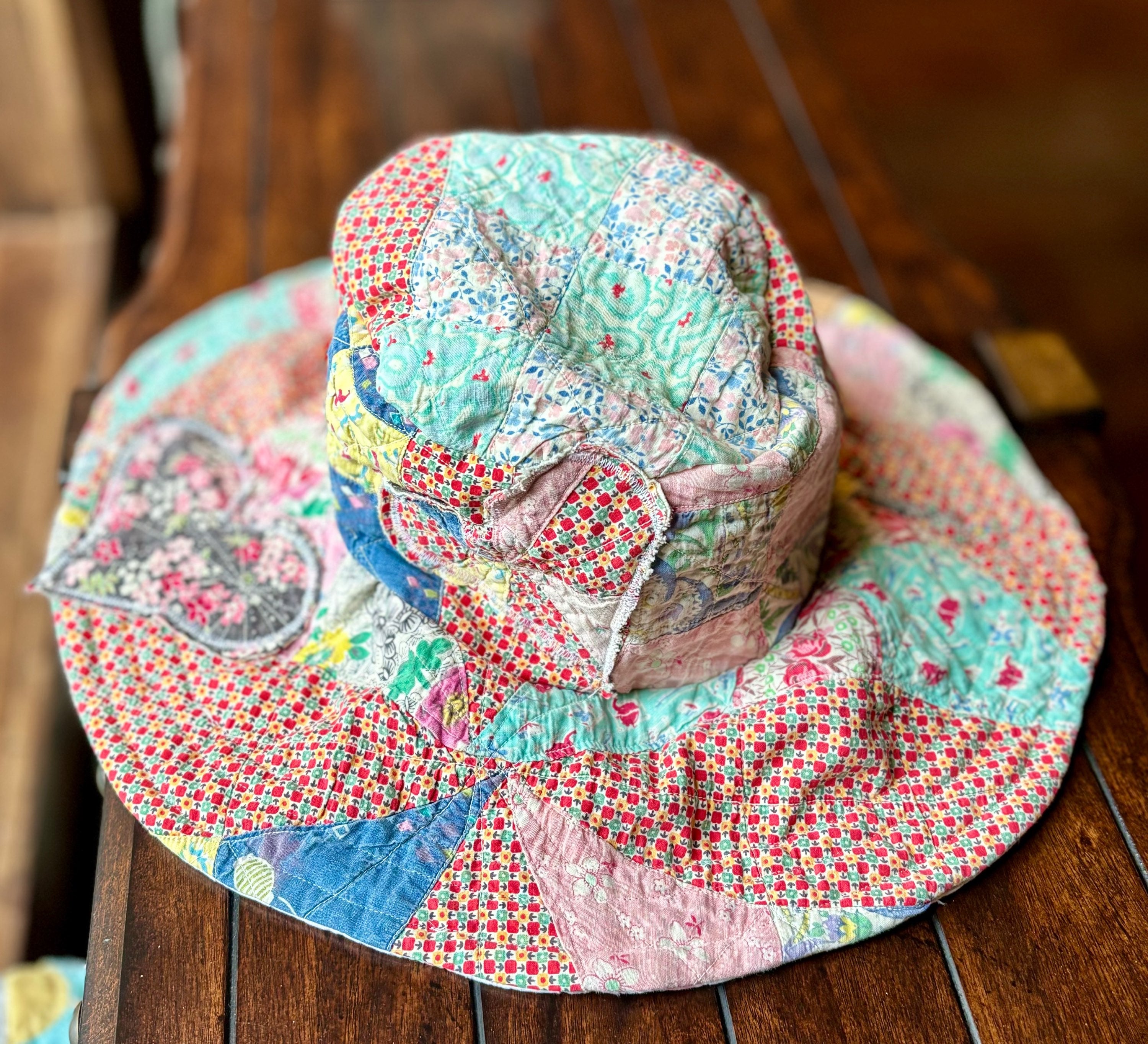 Sombrero de cubo reversible