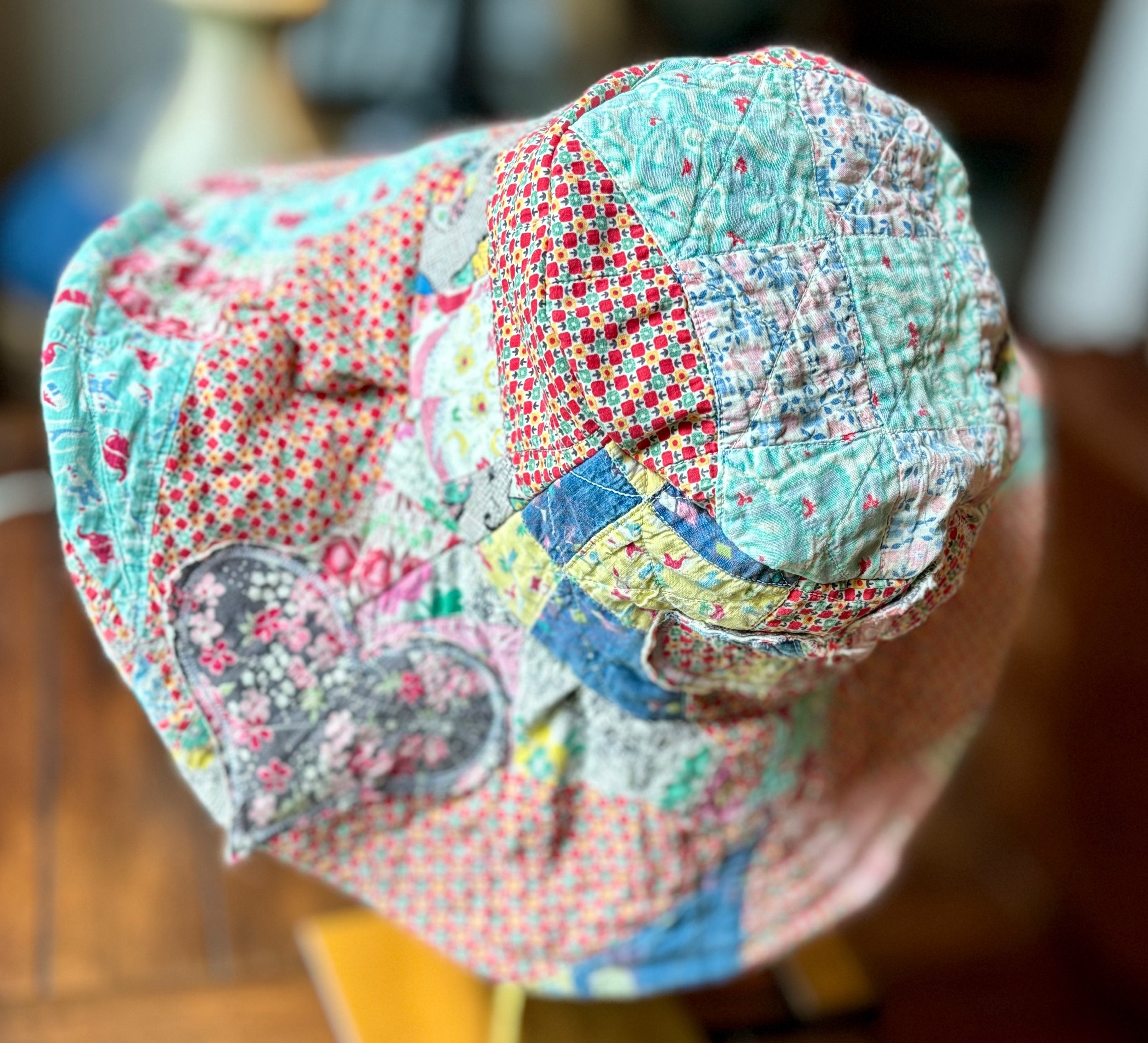 Sombrero de cubo reversible